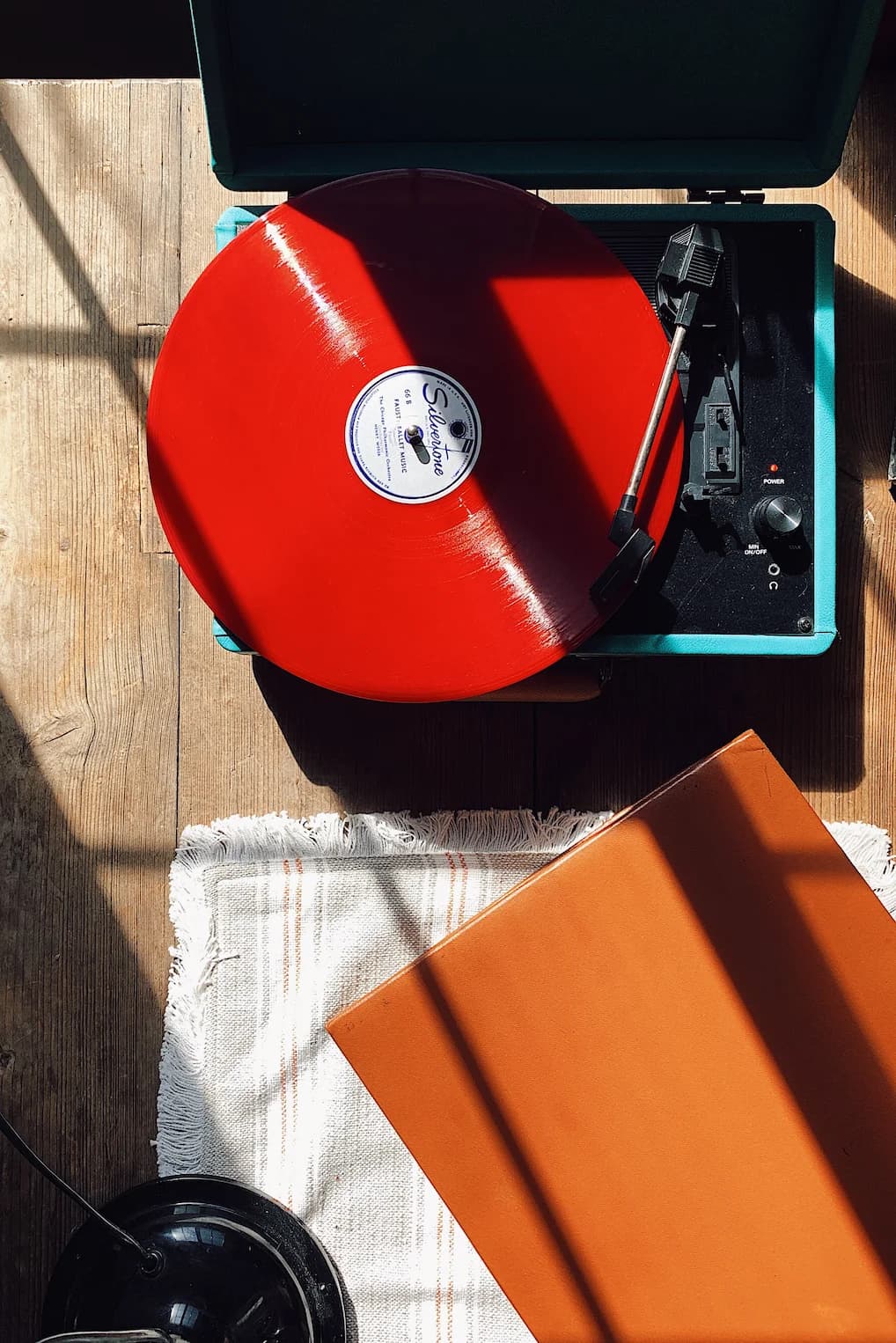 Red Vinyl - 2021-05-09T16:21:02Z
