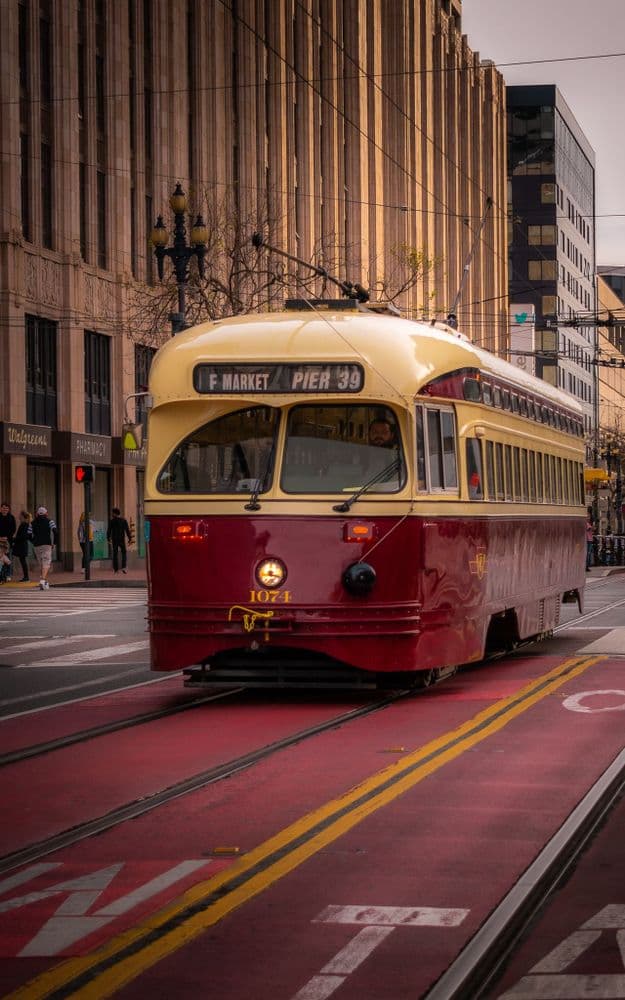 Trolly - 2020-03-01T00:00:00Z